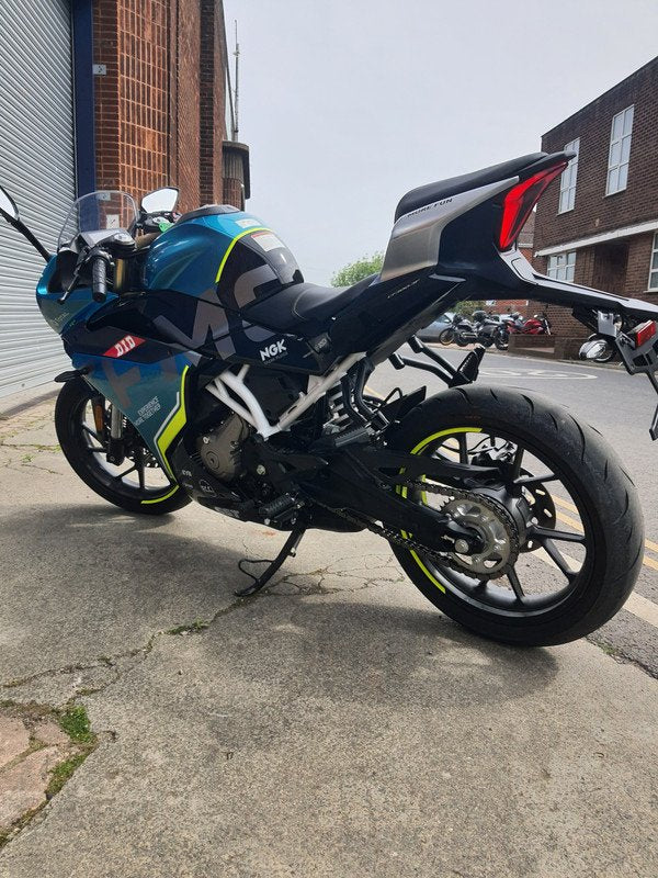 2024 CFMoto 300SR