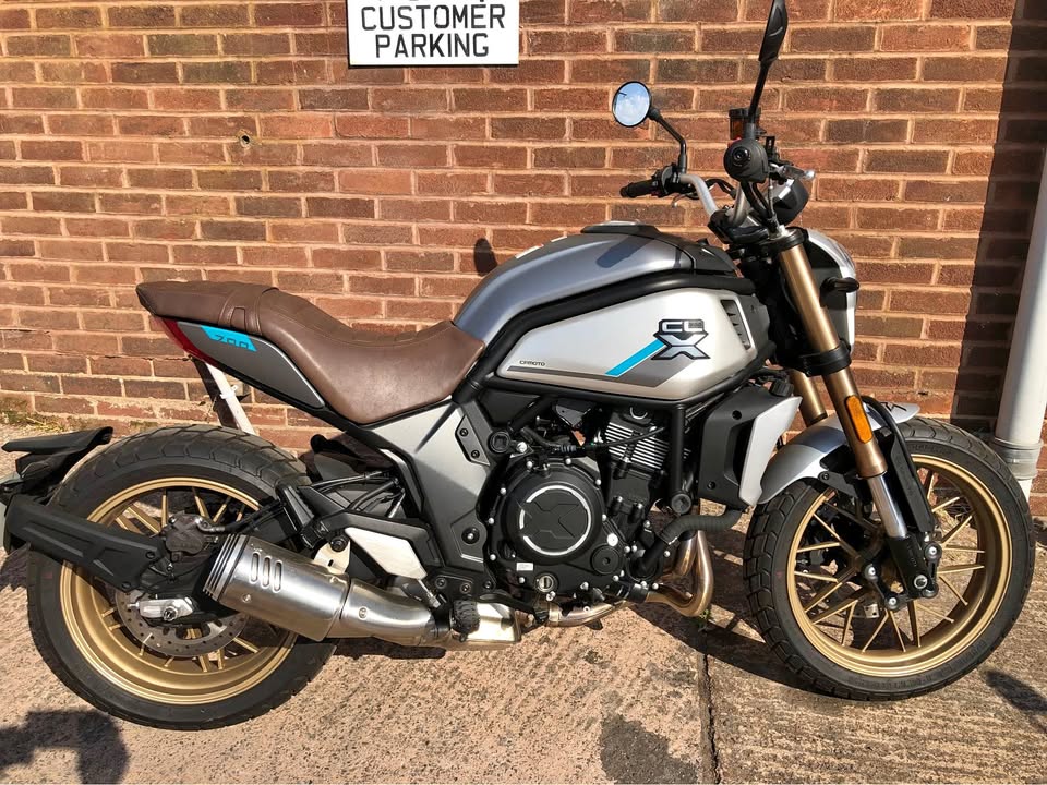 [EX DEMO] 2024 CFMoto 700CL-X Heritage - Silver