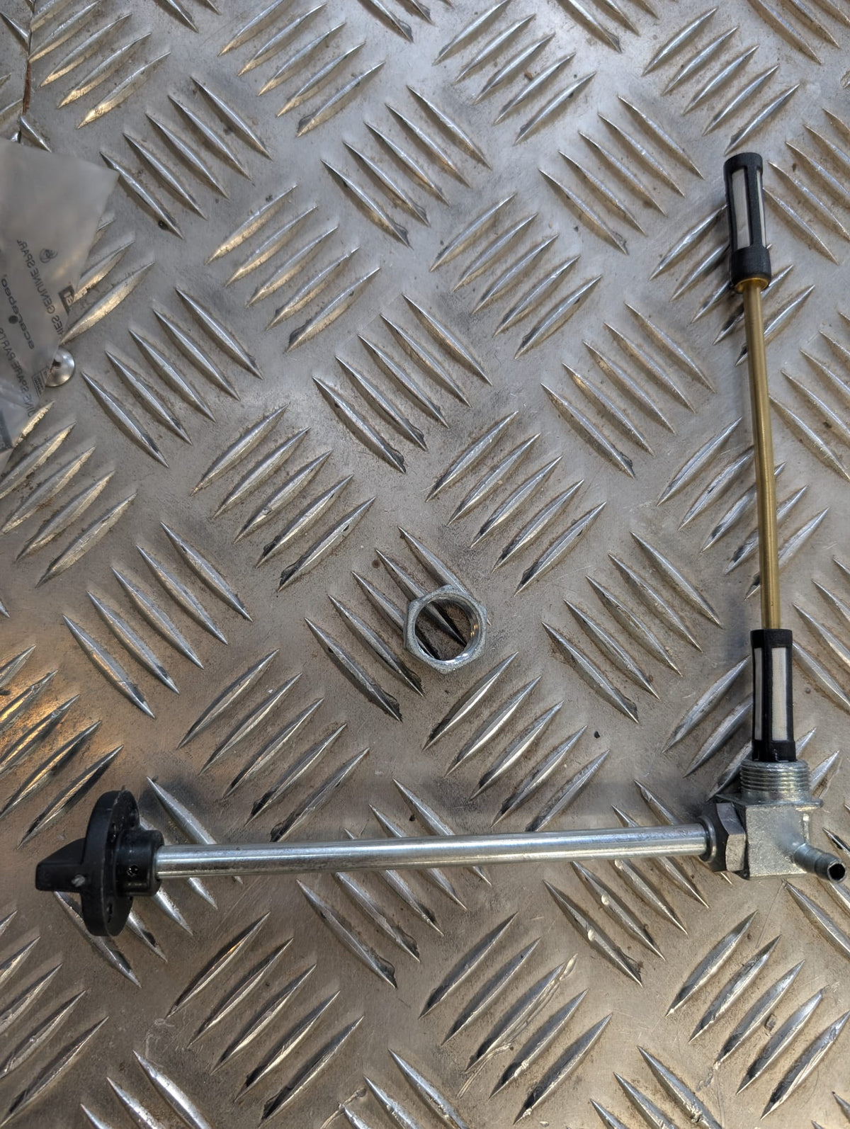 AP8201676 - GENUINE APRILIA RS125 FUEL TAP