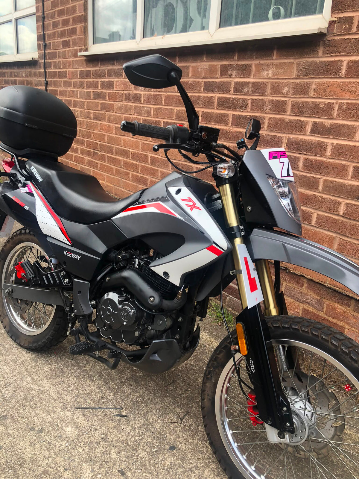 [USED] 2020 Keeway TX 125 E4 - Black / White