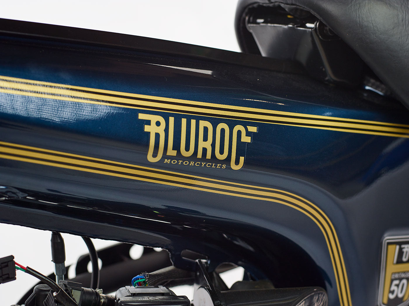 Bluroc Heritage 125 - Matt Black