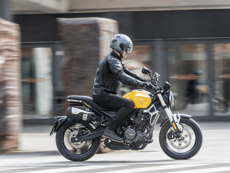 Voge AC350 - Yellow