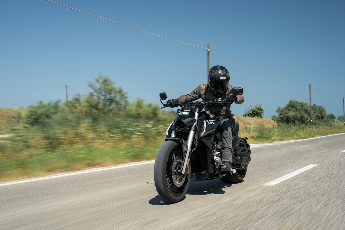 Benda Moto LFC700 2025 - Black