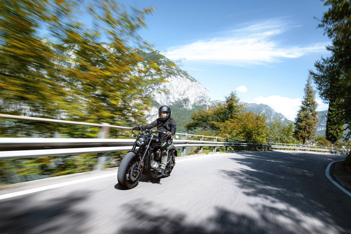 Benda Moto Chinchilla 500 2025 - Black